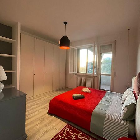 Il Dettaglio Rosso Apartment Livorno Luaran gambar