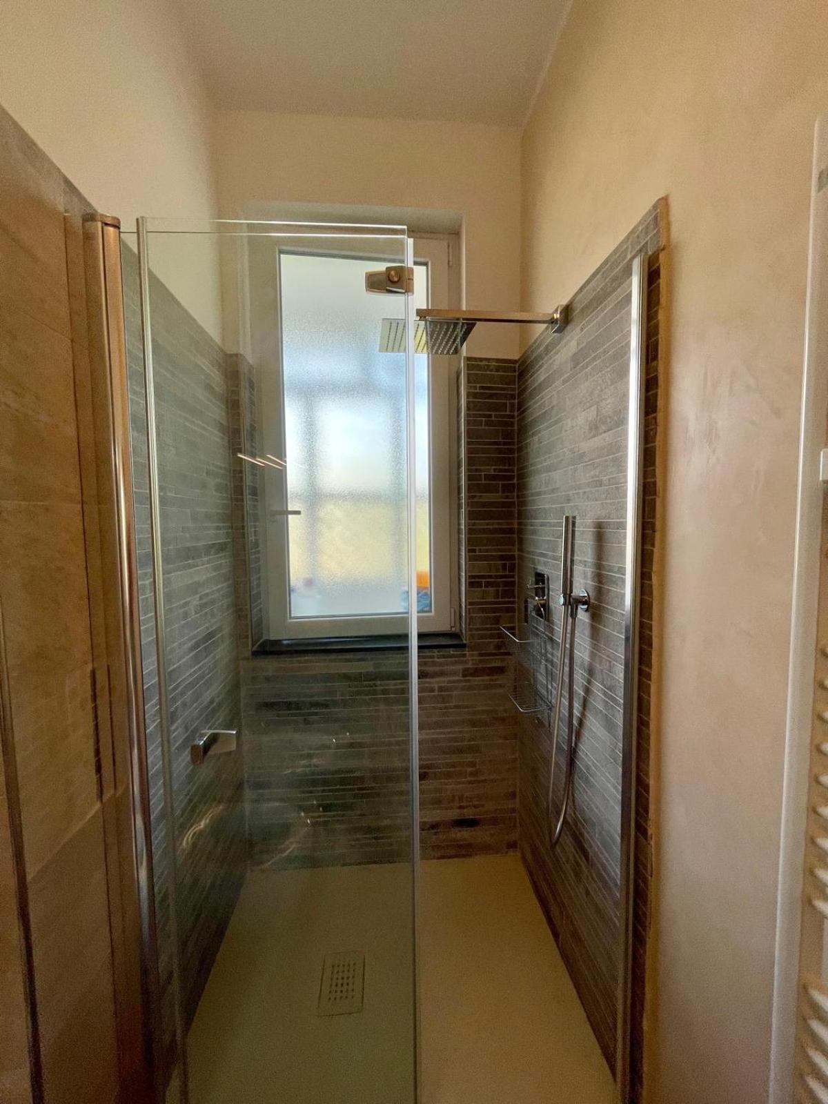 Il Dettaglio Rosso Apartment Livorno Luaran gambar