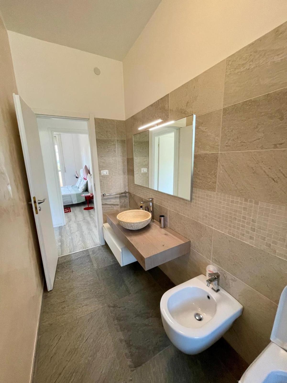 Il Dettaglio Rosso Apartment Livorno Luaran gambar